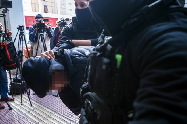 18ΧΡΟΝΟΣ ΡΕΝΤΗ
