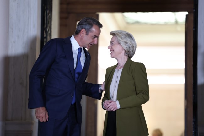 Ούρσουλα φον ντερ Λάιεν: Στόχος να χαμηλώσουμε τις τιμές της ενέργειας στην Ευρώπη - Απάντηση στην επιστολή Μητσοτάκη