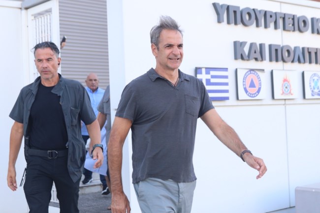 Στην Πολιτική Προστασία Μητσοτάκης και Κασσελάκης- Ενημερώθηκαν για τις επιχειρήσεις στο πύρινο μέτωπο