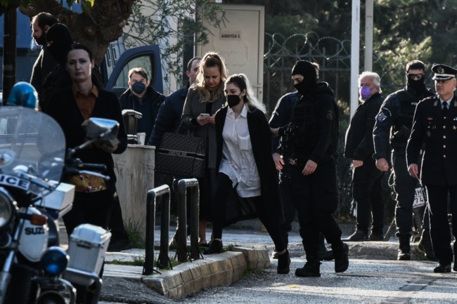 Αγνώριστη στην Ευελπίδων η Ρούλα Πισπιρίγκου - Τι άλλαξε στην εμφάνισή της