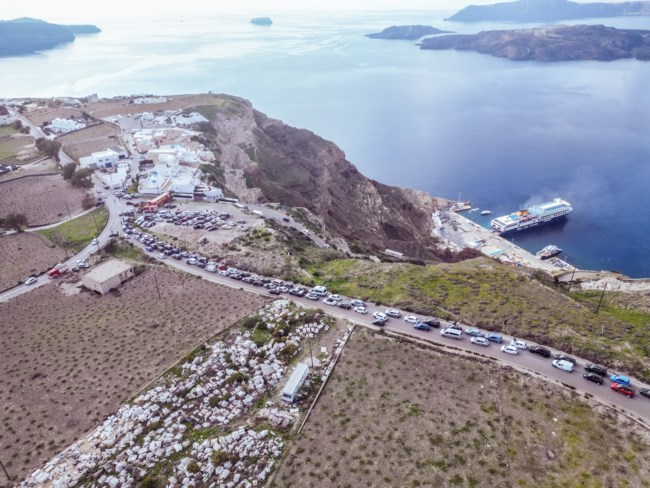 Σαντορίνη: Προσεισμικοί έλεγχοι στα κτίρια και ειδικά στα σχολεία - Γερασμένα τα κτίρια στην Ελλάδα