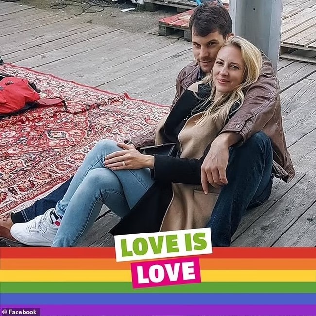 ΕΛΒΕΤΙΑ ΣΟΚΑΡΙΣΤΙΚΗ ΓΥΝΑΙΚΟΚΤΟΝΙΑ