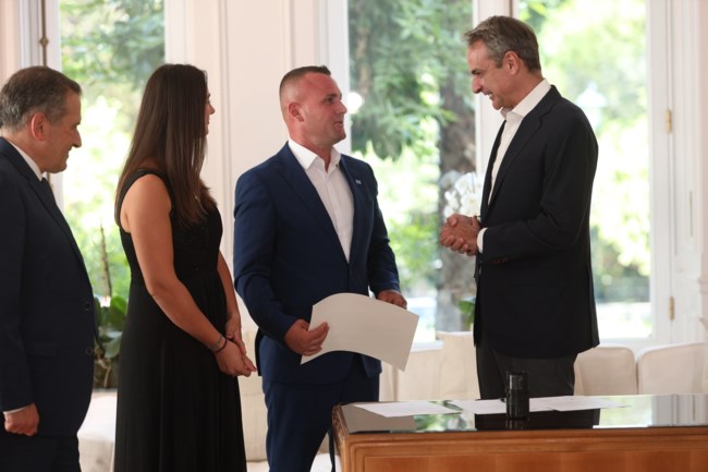 ΜΗΤΣΟΤΑΚΗΣ ΓΚΟΓΚΑ ΛΕΒΙΑΝ