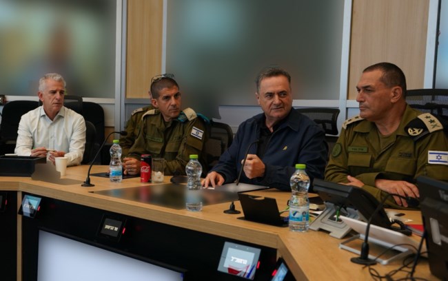 Υπουργός Άμυνας Ισραήλ: Δεν επιδιώκουμε να βλάψουμε αμάχους στην Τεχεράνη αλλά θα πληρώσουν το τίμημα