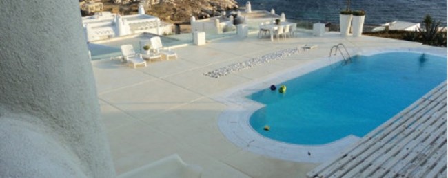 Η Βάνα Μπάρμπα απέκτησε την πολυτελή βίλα του Ασλάνη στη Μύκονο
