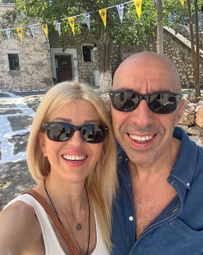 ΓΙΑΝΝΗΣ ΜΠΡΑΤΑΚΟΣ ΕΛΕΝΑ ΡΑΠΤΗ