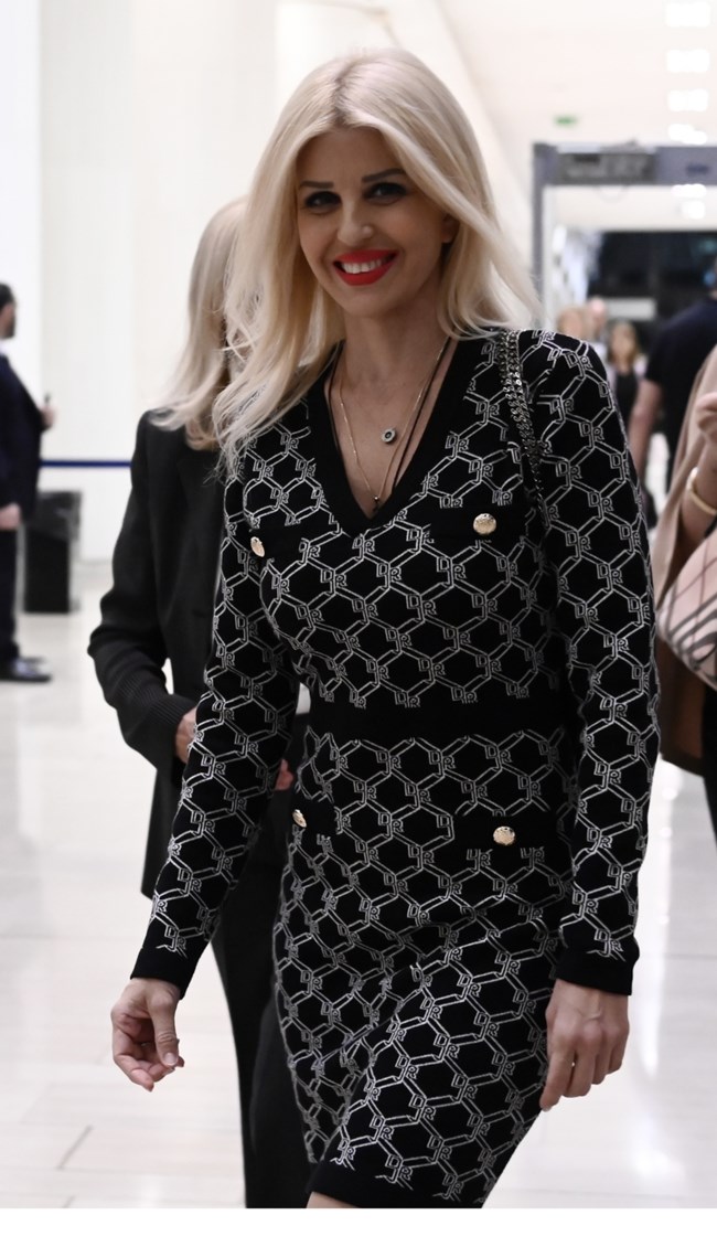 Έλενα Ράπτη