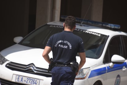 ΕΔΕ και διαθεσιμότητα για τον ειδικό φρουρό που λήστεψε επιχειρηματία | Ελλάδα Ειδήσεις