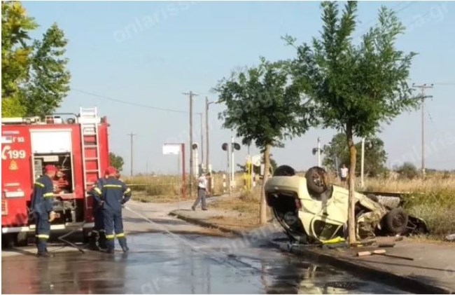 Τραγωδία στη Λάρισα: Ενας νεκρός από σφοδρότατη σύγκρουση τρένου με αυτοκίνητο [Εικόνες]
