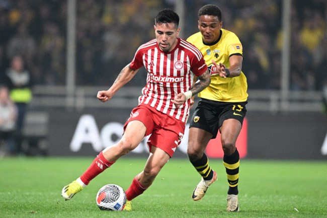 ΑΕΚ - Ολυμπιακός 1-0 στη δεύτερη αγωνιστική των playoff της Super League: Στην κορυφή της βαθμολογίας οι "κιτρινόμαυροι"
