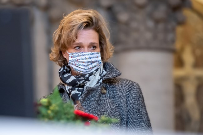 Η νόθα κόρη του βασιλιά: Επίσημα στο παλάτι η κόρη του Αλβέρτου πριγκίπισσα Ντελφίν