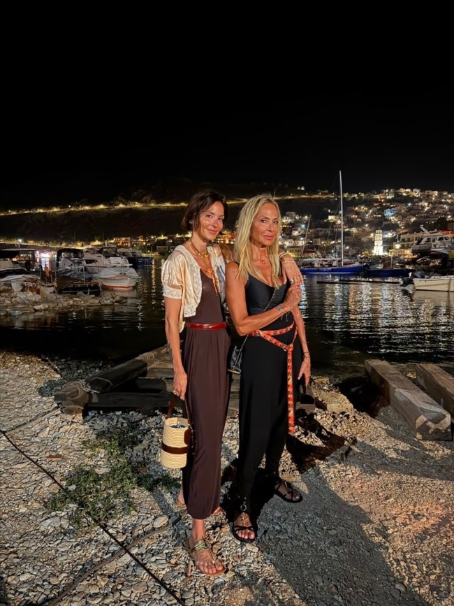 αννα βισση σοφια καρβελα