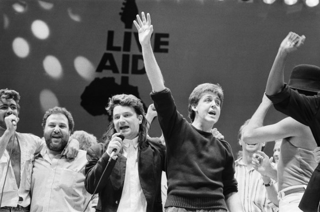Live Aid: 40 χρόνια από την ημέρα που άλλαξε την ιστορία της μουσικής - Τα 5 highlights της θρυλικής συναυλίας