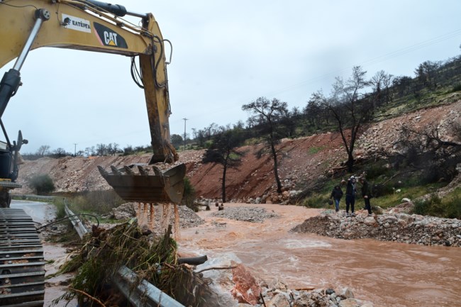 ΜΑΝΔΡΑ ΚΑΚΟΚΑΙΡΙΑ BYRON
