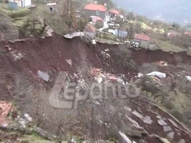 Χωριά που τα κατάπιε το βουνό - Από το Μικρό Χωριό Ευρυτανίας μέχρι την Κλεπά Ορεινής Ναυπακτίας [βίντεο]