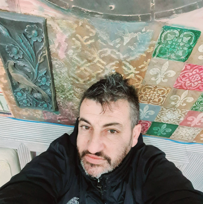 ραφηνα 42χρονος