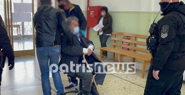 Στη φυλακή ο 88χρονος που σκότωσε τον επιχειρηματία Κώστα Φωτόπουλο: "Το κακό έγινε για 27 στρέμματα" [Βίντεο]