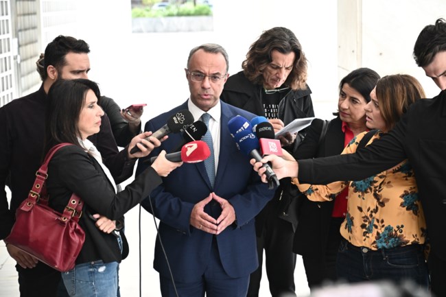 Στην εισαγγελέα του Αρείου Πάγου ο Σταϊκούρας: Ζητά έρευνα για τα περιστατικά στο σιδηροδρομικό δίκτυο