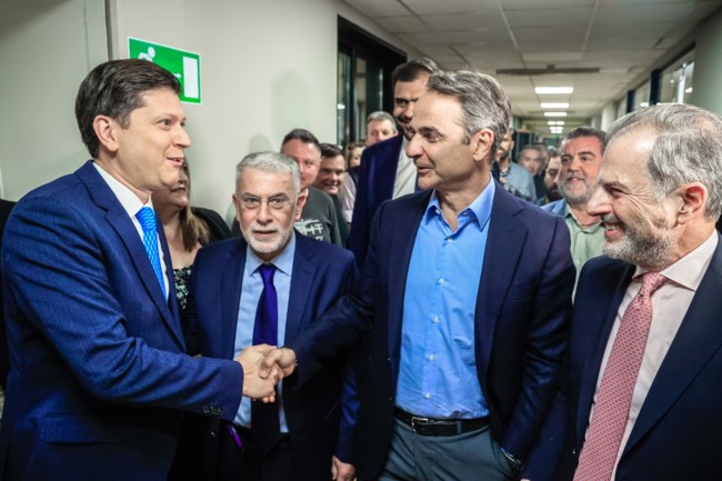 Επίσκεψη Μητσοτάκη στην ΕΡΤ: Ανοιχτή η αναπροσαρμογή των απολαβών του προσωπικού