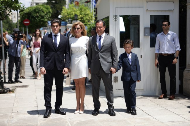 μανωλιδου
