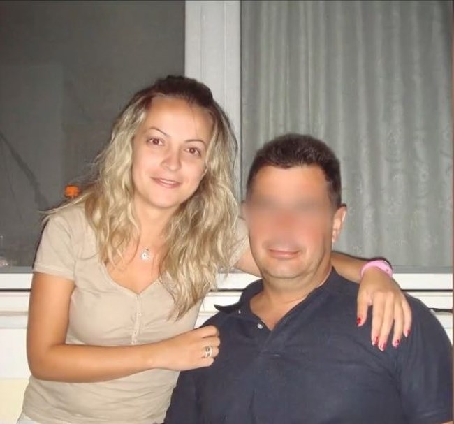 ΕΛΕΝΑ ΚΑΤΣΑΡΟΥ