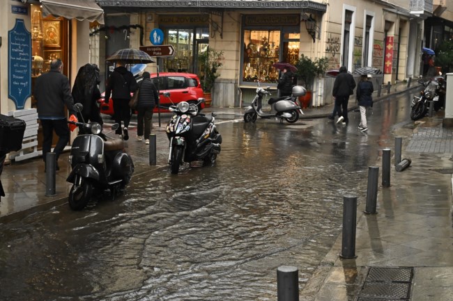 ΒΡΟΧΗ ΑΘΗΝΑ