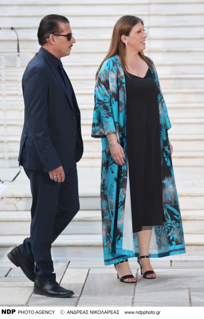 ζωη κωνσταντοπουλου