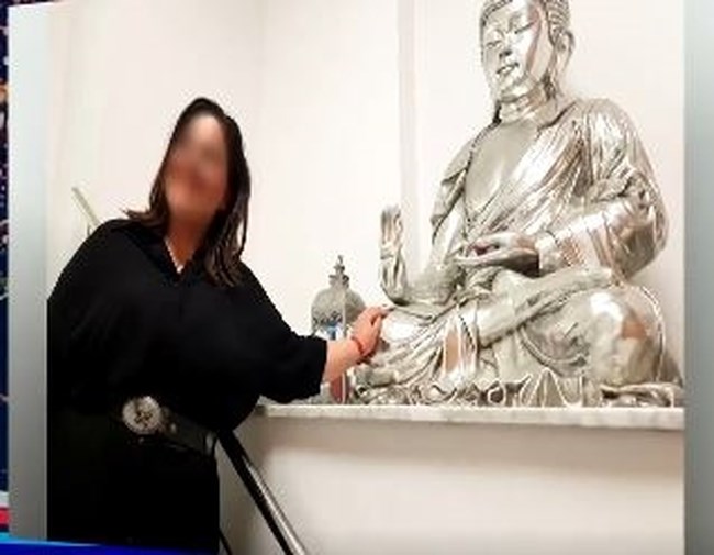 Στο φως συνομιλίες της απατεώνισσας "δημοσιογράφου": "Ηρέμησε δεν με έχεις δει αλλιώς" - "Μας ενδιαφέρει μόνο η ψυχική της υγεία", λένε οι γονείς της