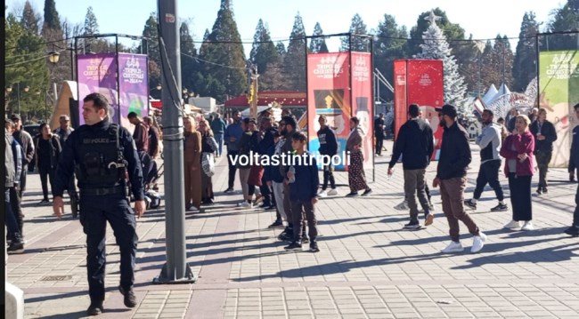 Αστυνομικός της Βουλής: Ατάραχος στον Εισαγγελέα για τη μήνυση της συζύγου του - "Κόψτε του τα χέρια" φώναζαν [βίντεο]