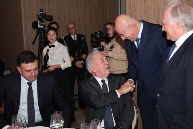 Γιορτή της ΕφΣυν στο Ζάππειο για την εποχή Μελισσανίδη: Παρόντες Τσίπρας, Δένδιας, Δούκας [εικόνες - βίντεο]