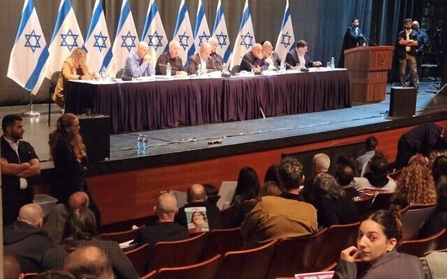 Στοιχεία φρίκης: Οι άνδρες της Χαμάς κακοποίησαν σεξουαλικά τουλάχιστον δέκα ομήρους, άνδρες και γυναίκες - Η διαπίστωση γιατρού