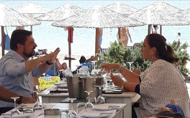 χαρδαλιας ντορα