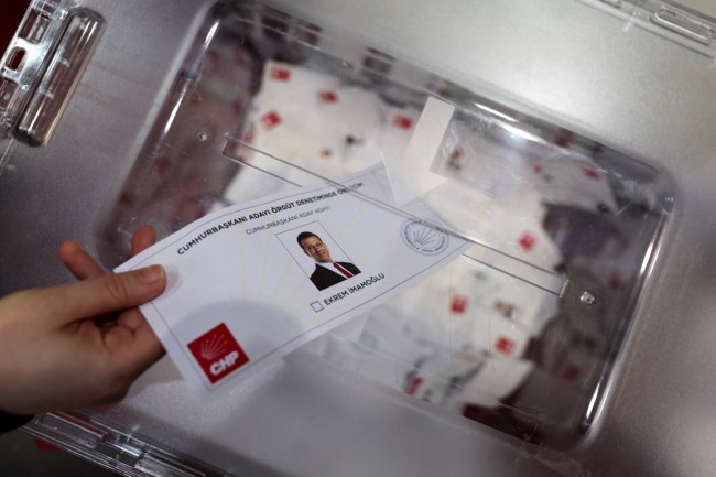 Σε τεντωμένο σκοινί η Τουρκία μετά την προφυλάκιση Ιμάμογλου: Κάλεσμα για  νέες μαζικές διαδηλώσεις
