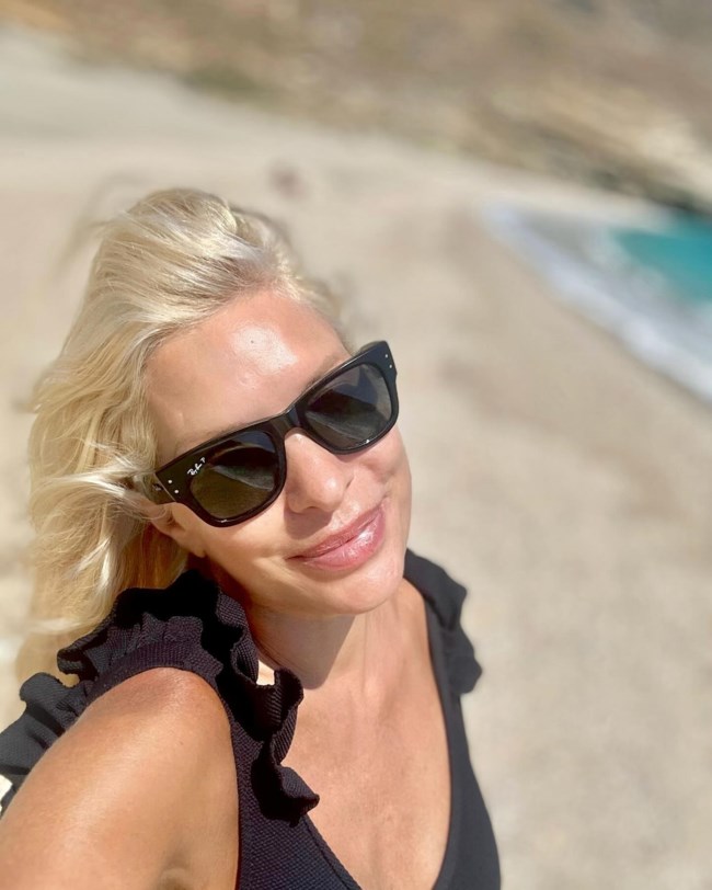 ΕΛΕΝΗ ΜΕΝΕΓΑΚΗ