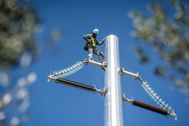 Πολιτική Προστασία: Μπαίνουν 540 αισθητήρες και κάμερες σε πυλώνες του ΑΔΜΗΕ για την πυροπροστασία στην Πάρνηθα