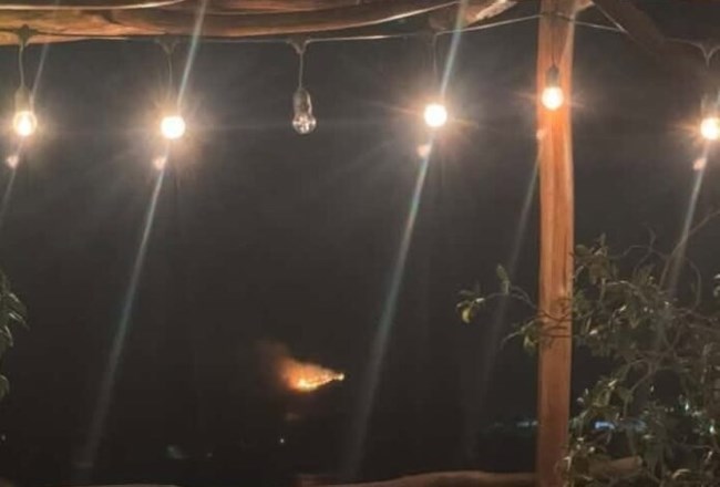 Φωτιά τώρα στα Αϊβαλιώτικα Μαγνησίας - Συναγερμός στην Πυροσβεστική Υπηρεσία Βόλου