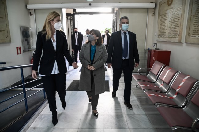 Η Σακελλαροπούλου στο νοσοκομείο "Άγιος Σάββας": "Ελπίδα όλων είναι ότι ο καρκίνος, με πρόληψη μπορεί να ιαθεί"