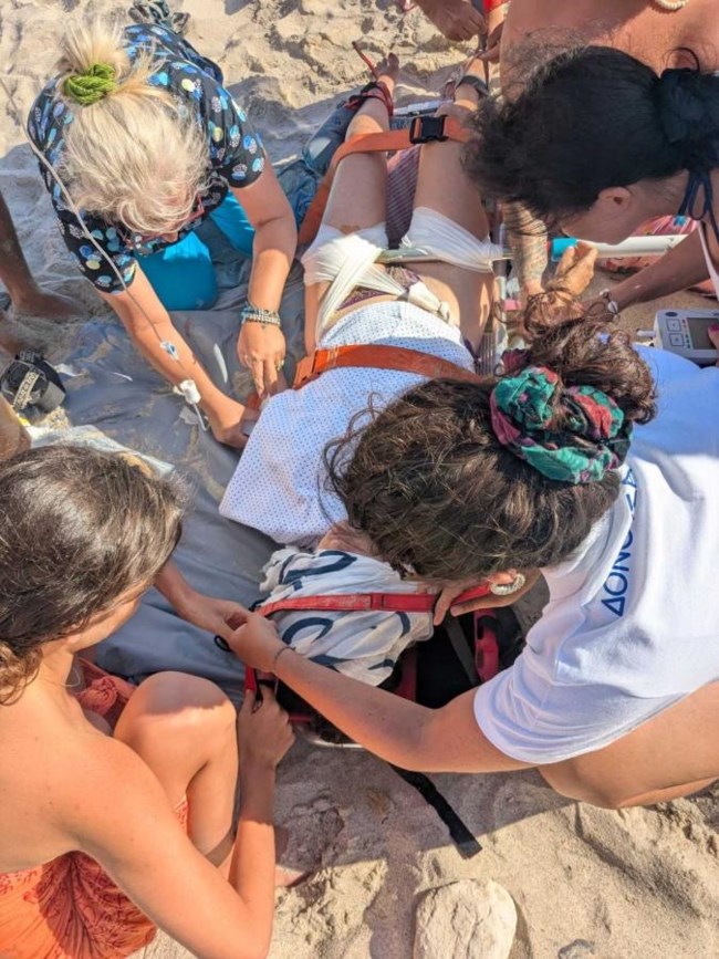 ΔΟΝΟΥΣΑ ΠΑΡΑΛΙΑ