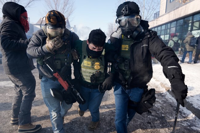 μινεαπολις