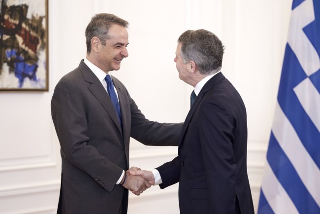 Συνάντηση Μητσοτάκη με τον επικεφαλής του Eurogroup: "Η Ελλάδα αποδίδει καλύτερα από τον μέσο όρο στην Ευρώπη"