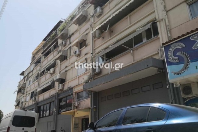 Θεσσαλονίκη: "Παιδεραστής 1" - Το μήνυμα σε τοίχο που έγραψε με αίμα του θύματος ο 29χρονος, αφού έσφαξε τον 65χρονο