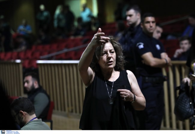 ΔΙΚΗ ΧΡΥΣΗΣ ΑΥΓΗΣ
