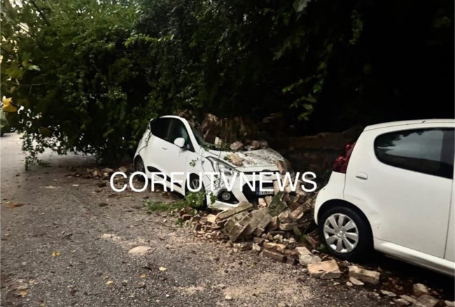Κακοκαιρία: Από τη Δυτική Ελλάδα ξεκίνησαν οι ισχυρές καταιγίδες - Ζημιές σε Κέρκυρα και Λακωνία