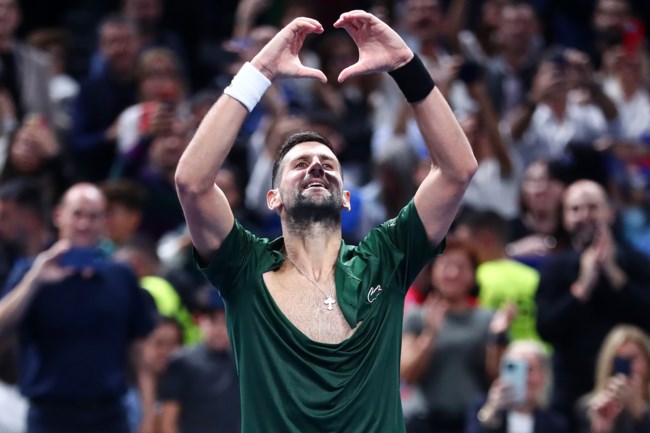 ΝΟΒΑΚ ΤΖΟΚΟΒΙΤΣ