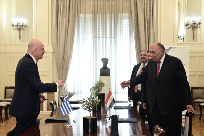 Δένδιας: Ελπίζουμε σε ήρεμο κλίμα με την Τουρκία - Η διαφορά μας είναι η οριοθέτηση της υφαλοκρηπίδας