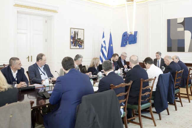 Σύσκεψη με Μητσοτάκη για ευλογιά των αιγοπροβάτων: Κρίσιμο το επόμενο τρίμηνο - Όχι σε μαζικό εμβολιασμό