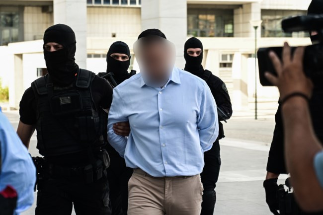 Γιώργος Καραϊβάζ: Διακόπηκε για τις 5 Ιουλίου η δίκη - "Λύγισε" η μητέρα του δημοσιογράφου [εικόνες - βίντεο]