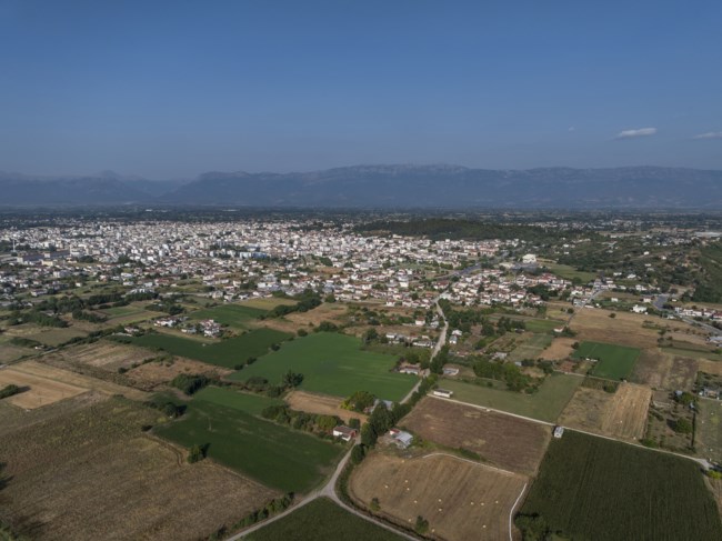 Σπουδαίο έργο υποδομής από την Coca-Cola στην Ελλάδα: Το αντιπλημμυρικό έργο πνοής και η στήριξη στους πληγέντες των Τρικάλων