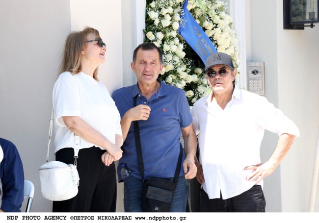 κηδεια παπαβασιλειου