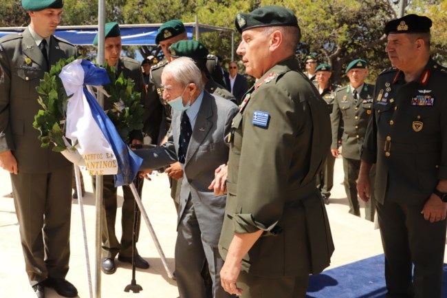 Κωνσταντίνος Κόρκας: Εφυγε από τη ζωή ο τελευταίος Ιερολοχίτης - Μετά το μνημόσυνο των πεσόντων καταδρομέων